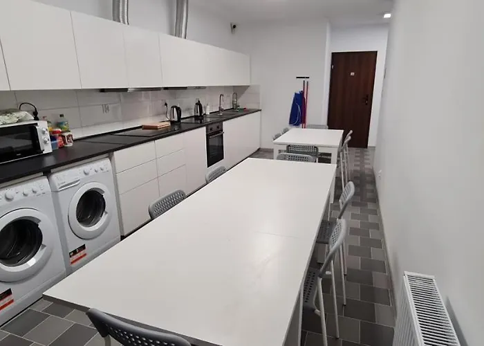 ホームステイ Pracownicze *